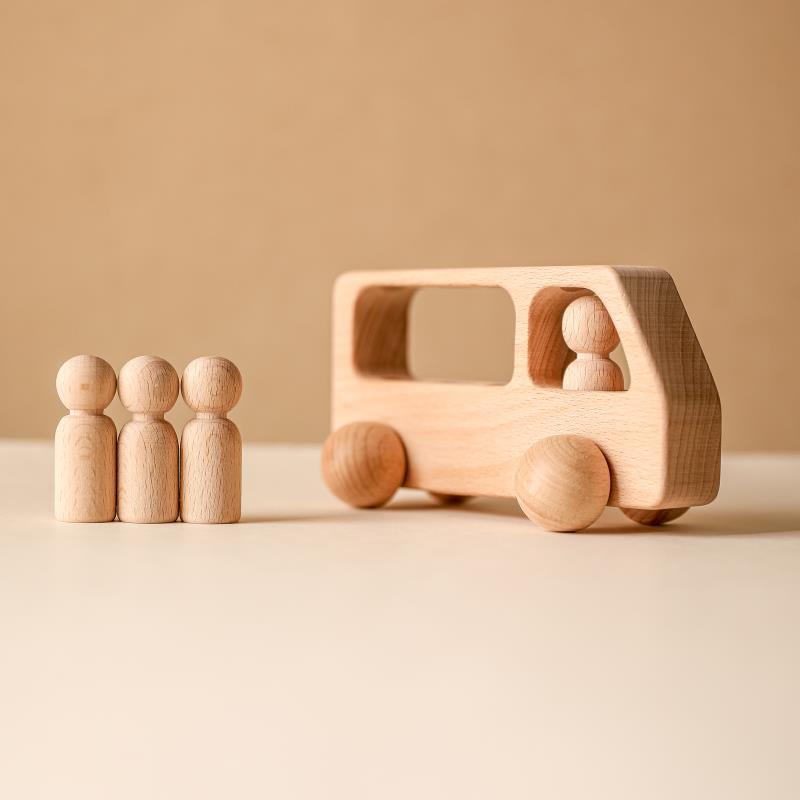 BaoKids™ Natural Beech Bus – Minimalist Wooden Toy